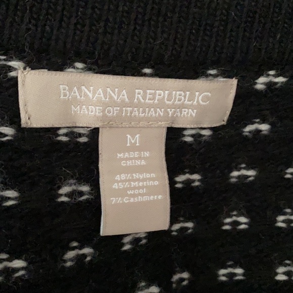 Banana Republic zippered sweater - Picture 7 of 7
